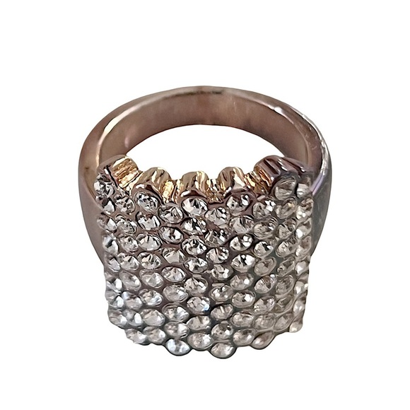 Silver Crystal Statement Cocktail Party Ring - Picture 6 of 9